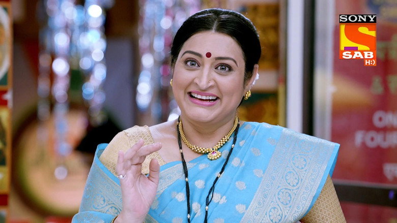 Jyotsana Shakes Hand With Mahendra